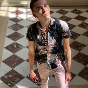 Meet your Posher, Beau-robert